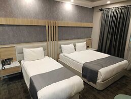 ALEE BEYZAR HOTEL