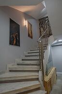 ALEE BEYZAR HOTEL