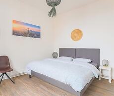 Amazing Duplex Apartment 8P
