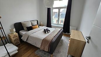 Elegant Apartment in a Luxury Residence