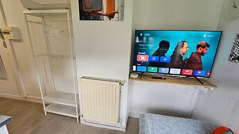 Les Glycines - Studio 9m2 Cosy et Reposant 1p