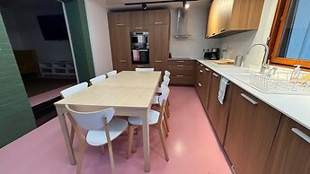 Maison 5 Chambres et Parking Gratuit