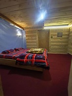 MONK Hut