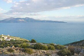 Nireos Coast Evia - Panoramic Seaview Gem