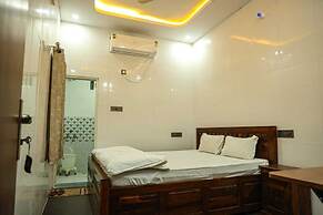 SHRI RAGHAV HOME STAY
