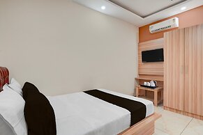 Deluxesrs Boarding and Lodging