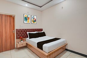 Deluxesrs Boarding and Lodging