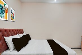 Deluxesrs Boarding and Lodging