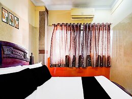 Deluxeg.s Residency