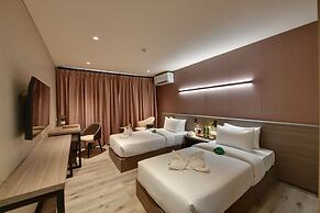 Click Hotels Lite Chakan