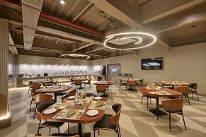 Click Hotels Lite Chakan