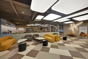 Click Hotels Lite Chakan