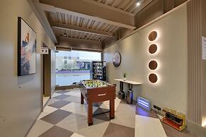 Click Hotels Lite Chakan