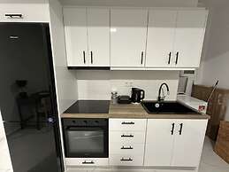 Loutra Suites Spring Breeze Studio