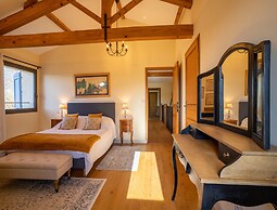 7-bedroom Tarn Villa With Spa