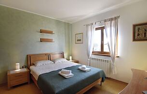 Flat With Shared Pool in Fiorini