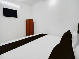 Deluxefamily Guest House