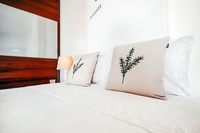 Amadora Terrace View By Gt House