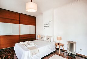 Amadora Terrace View By Gt House
