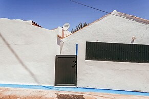 Alentejo Poolside By Gt House