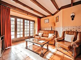 Oliveira s Houses By Gthouse
