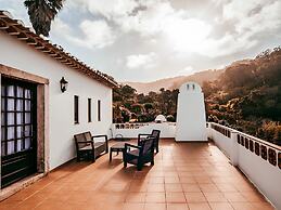 Oliveira s Houses By Gthouse