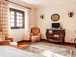 Oliveira s Houses By Gthouse
