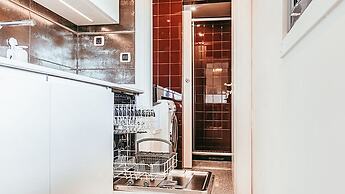 Trendy Apartment River View By Gthouse