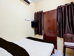 Deluxenimalan Residency