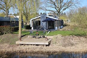 Chalet in Biddinghuizen, Pool Facilities