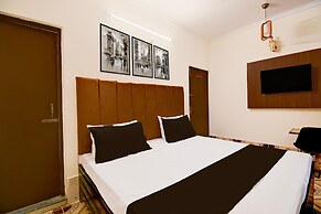 Classic With Balconyhotel Parv