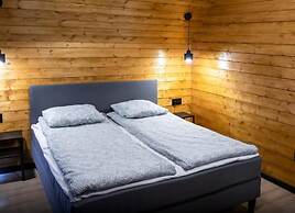 Luxury Holiday Home With Terrace, Sauna, Jacuzzi