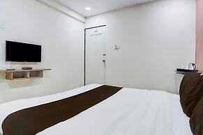 Super Hotel O Dindoli Surat