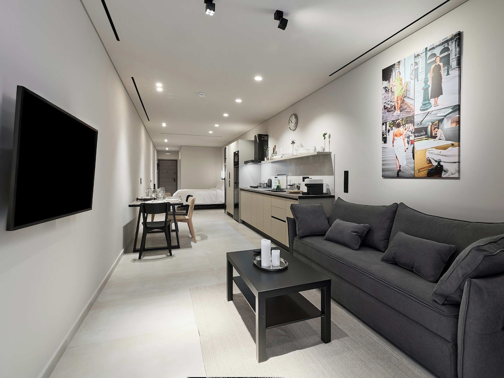 Moid Urban Suites