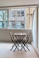 Moid Urban Suites