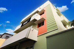 Townhouse Koyambedu Metro Station