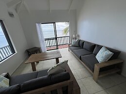 Toreaiva Beachfront Studios