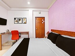 Deluxevijaya Residency