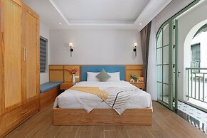 P817 Elite Tropical Residence