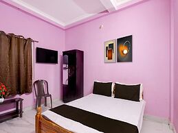 Deluxes K Vinoth Mahal