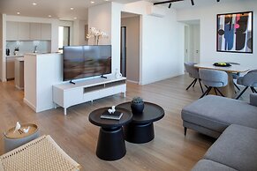 L RESIDENCES & Suites