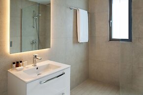 L RESIDENCES & Suites
