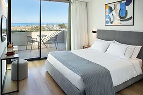 L RESIDENCES & Suites