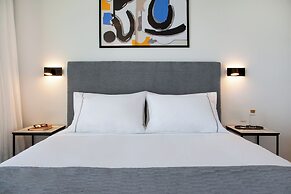 L RESIDENCES & Suites