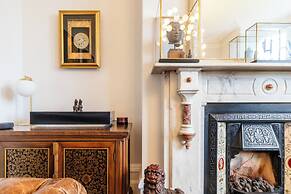Beautiful 5 Bedroom Home in Evesham