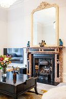 Beautiful 5 Bedroom Home in Evesham