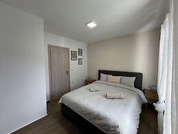 Loutra Suites Natural Springs Apartment