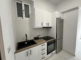 Loutra Suites Sunlit Cove Studio