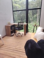apartasuite con vista al bosque