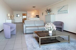 Apartment in Middelkerke, Beach Views